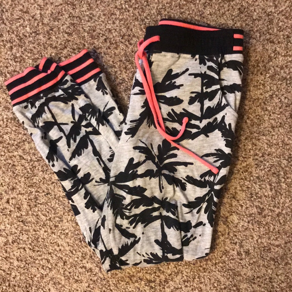 Vera Wang Princess Joggers SZ MED